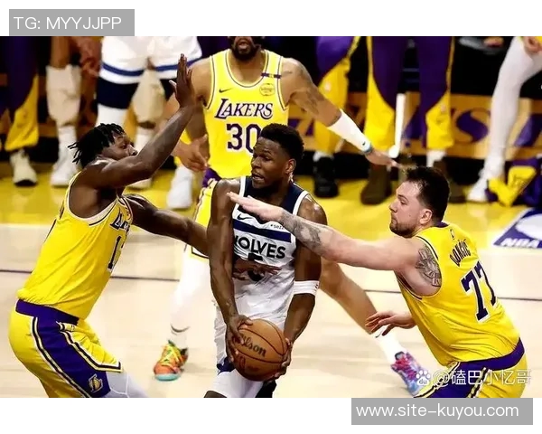 关键时刻防守效率排行榜揭晓湖人独占鳌头雷霆紧随其后森林狼表现不俗 关键时刻防守效率排行榜揭晓湖人独占鳌头雷霆紧随其后森林狼表现不俗